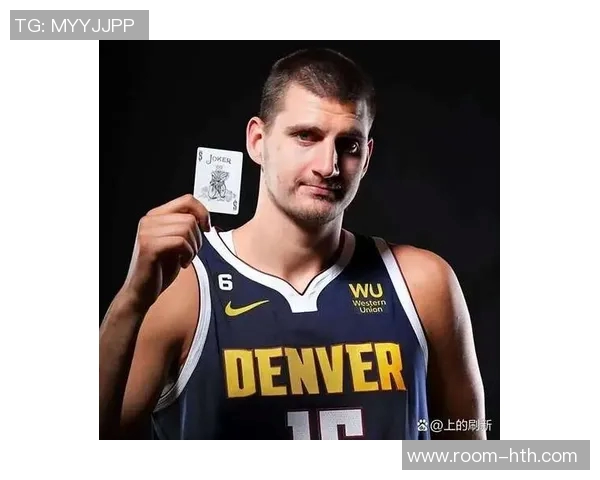 小里称字母哥与约基奇同级别能带大学女队在东部争雄